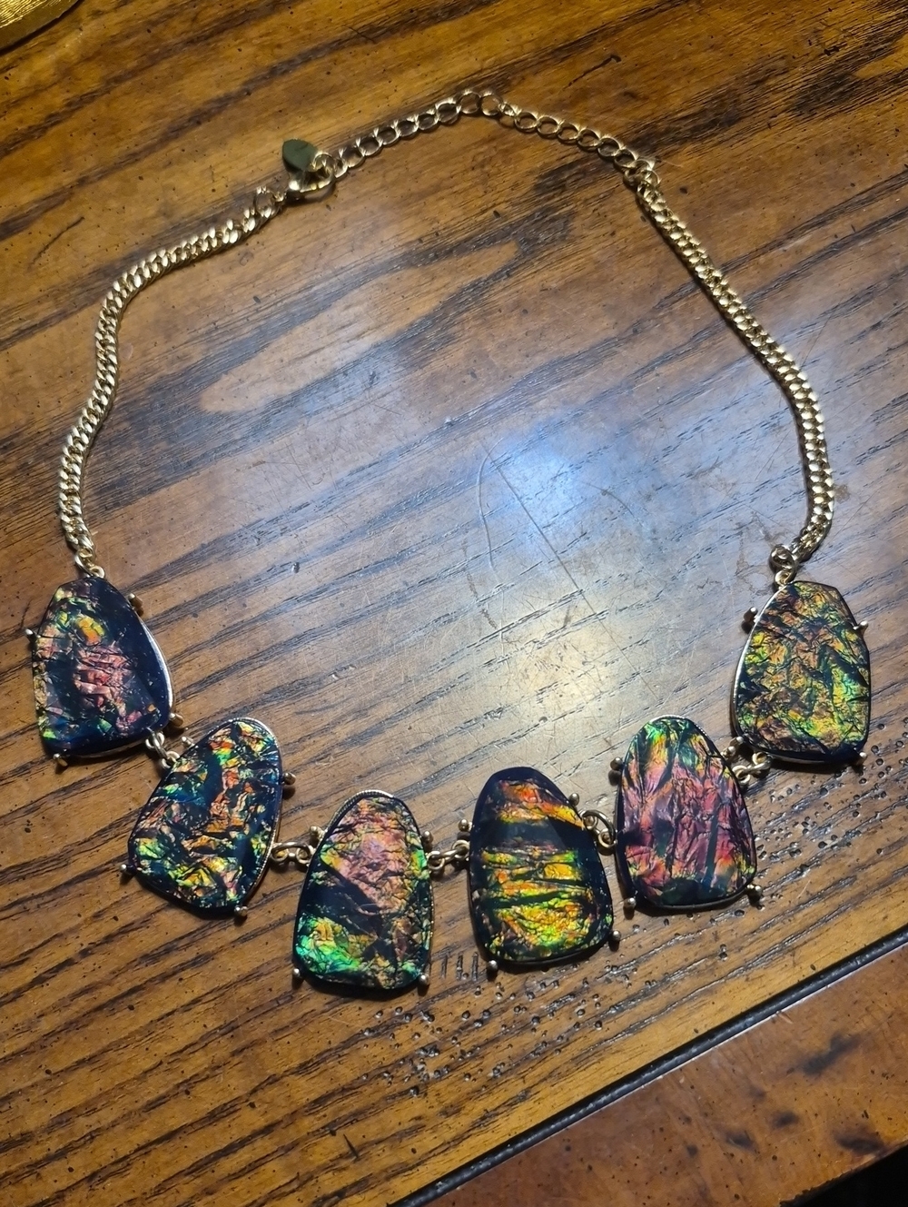 Etc Vintage Iridescent Large Cabochon Necklace Choker Acrylic Gold-tone